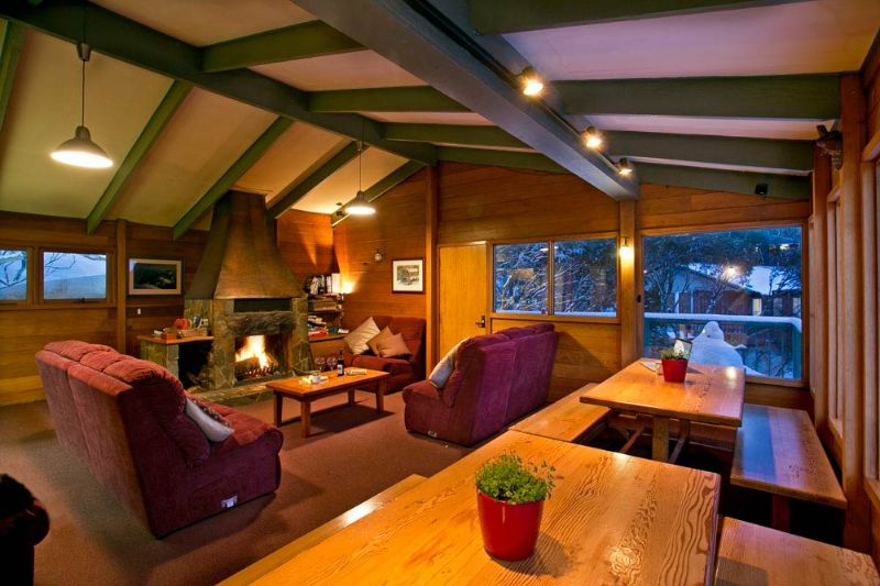Karnulurra Ski Lodge Lounge